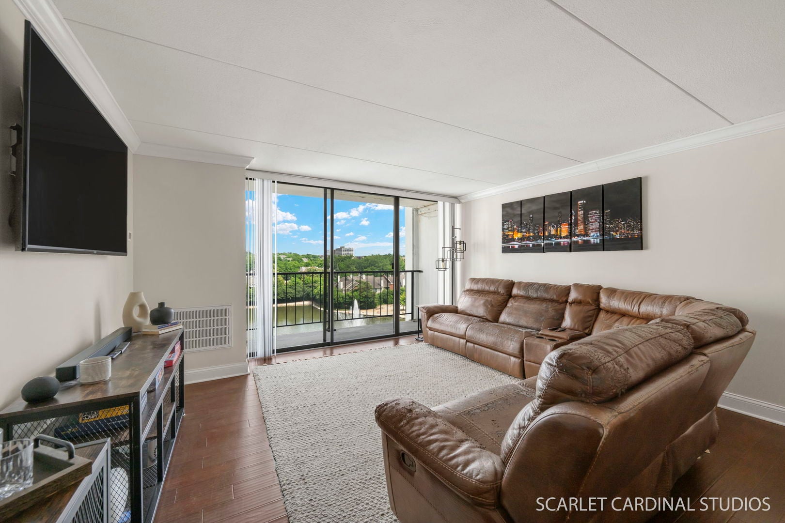 2005 S Finley Road 703