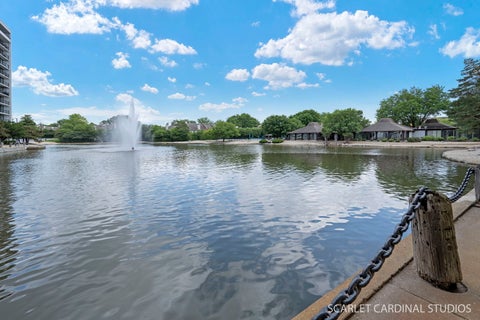 Tiny photo for 2005 S Finley Road #703, Lombard, IL 60148 (MLS # 12756437)