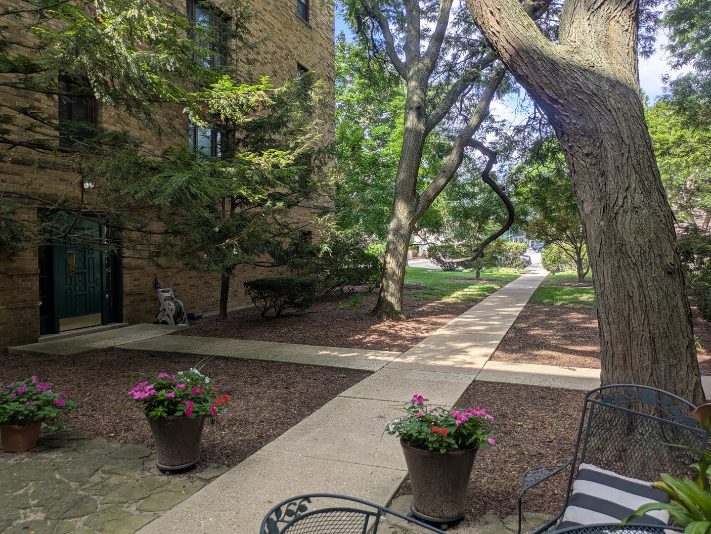 1535 Monroe Avenue 2
