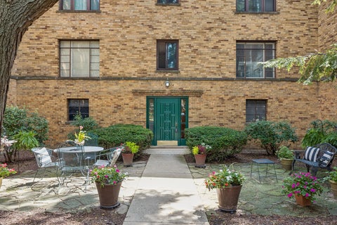 Photo of 1535 Monroe Avenue #2, River Forest, IL 60305 (MLS # 12722453)