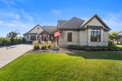 Tiny photo for 1413 Cross Creek Road, Mahomet, IL 61853 (MLS # 12733309)