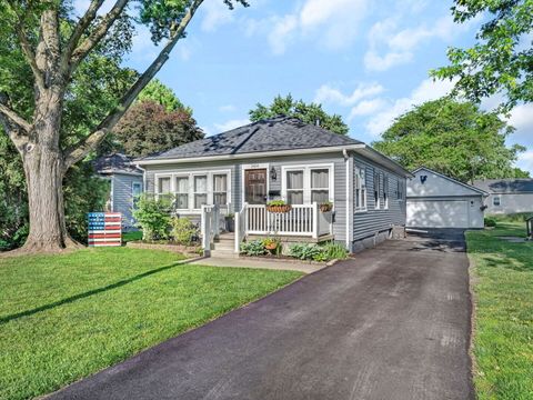 Photo of 1414 Walnut Street, Streator, IL 61364 (MLS # 12661442)