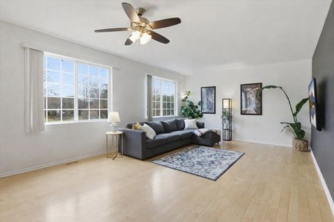 Tiny photo for 1975 Merlot Court, Wheeling, IL 60090 (MLS # 12587366)