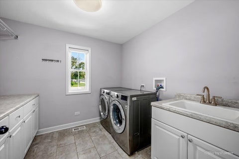 Tiny photo for 400 Spruce Avenue, Bensenville, IL 60106 (MLS # 12754493)