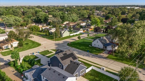 Tiny photo for 400 Spruce Avenue, Bensenville, IL 60106 (MLS # 12754493)