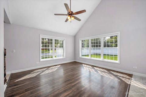 Tiny photo for 400 Spruce Avenue, Bensenville, IL 60106 (MLS # 12754493)