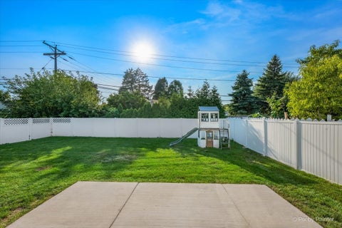 Tiny photo for 400 Spruce Avenue, Bensenville, IL 60106 (MLS # 12754493)