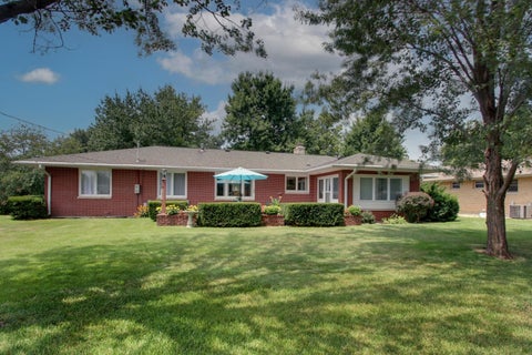 Tiny photo for 1631 Wilmar Drive, Quincy, IL 62301 (MLS # 12721812)