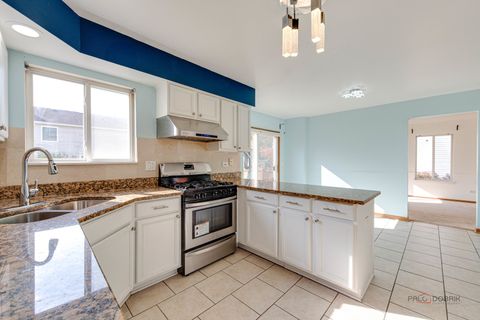 Tiny photo for 2736 BLUEWATER Circle, Naperville, IL 60564 (MLS # 12526634)