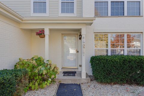 Tiny photo for 2736 BLUEWATER Circle, Naperville, IL 60564 (MLS # 12526634)