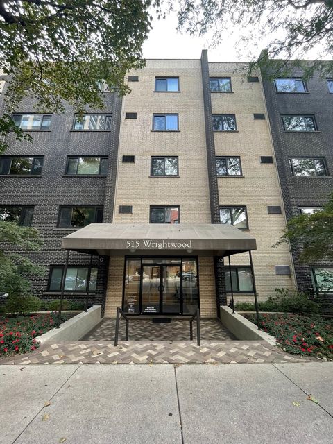 515 W Wrightwood Avenue 218 Chicago IL 60614