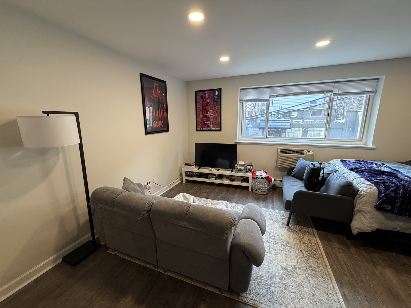 515 W Wrightwood Avenue 218