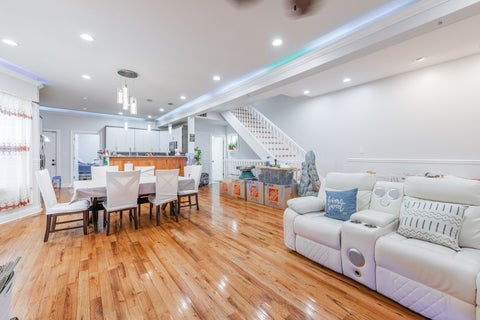 Tiny photo for 844 N Laramie Avenue, Chicago, IL 60651 (MLS # 12693262)