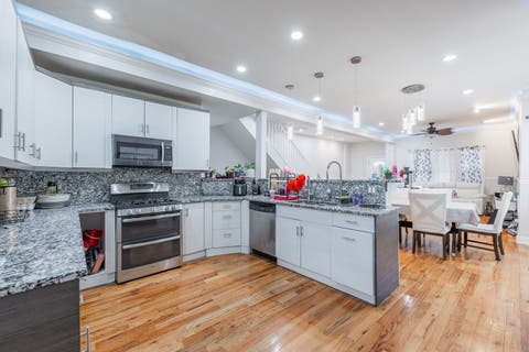 Tiny photo for 844 N Laramie Avenue, Chicago, IL 60651 (MLS # 12693262)