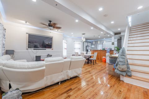 Tiny photo for 844 N Laramie Avenue, Chicago, IL 60651 (MLS # 12693262)