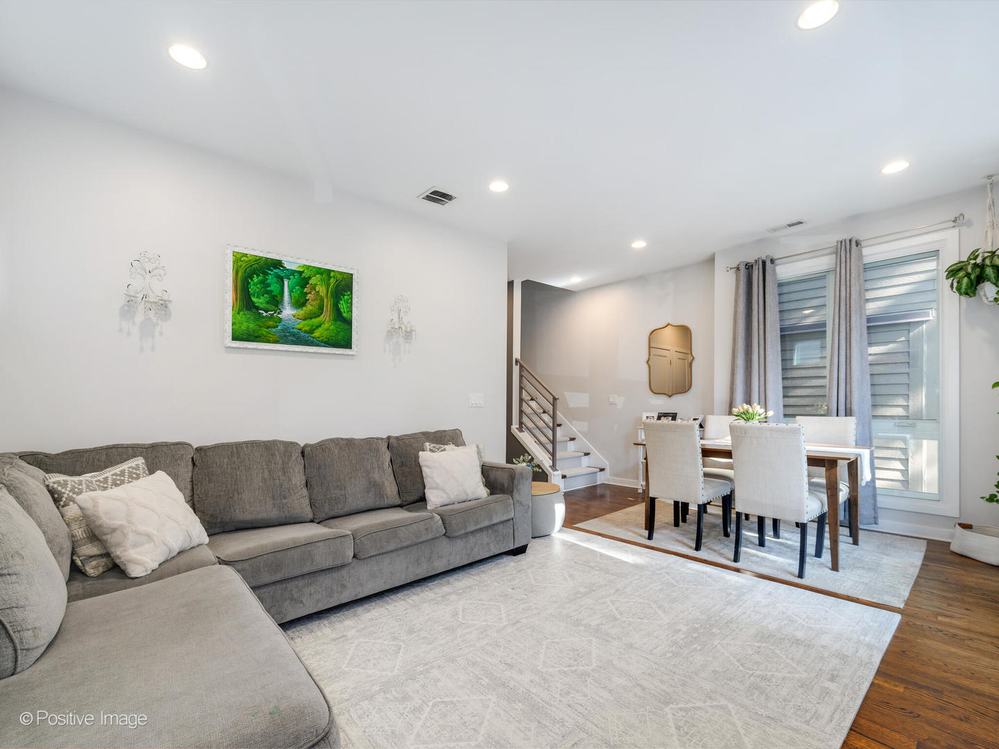 2139 N BINGHAM Street