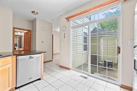 Tiny photo for 1882 Keystone Place #1882, Schaumburg, IL 60193 (MLS # 12523717)