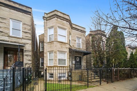 648 N Drake Avenue Chicago IL 60624