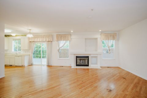 Tiny photo for 800 Linden Circle, Hoffman Estates, IL 60169 (MLS # 12412837)