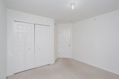 Tiny photo for 800 Linden Circle, Hoffman Estates, IL 60169 (MLS # 12412837)