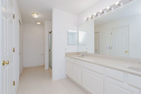 Tiny photo for 800 Linden Circle, Hoffman Estates, IL 60169 (MLS # 12412837)