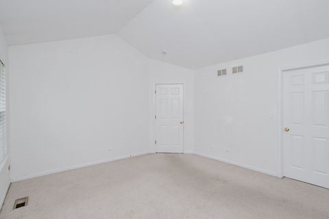 Tiny photo for 800 Linden Circle, Hoffman Estates, IL 60169 (MLS # 12412837)