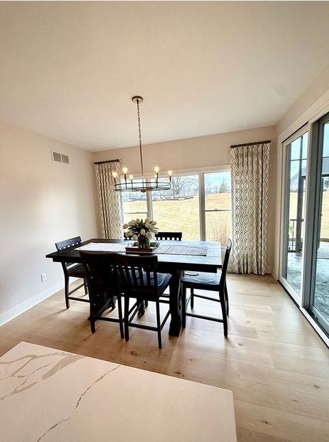 Tiny photo for 5077 Oak Ridge Court, Bettendorf, IA 52722 (MLS # 12593535)