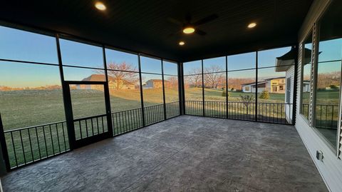 Tiny photo for 5077 Oak Ridge Court, Bettendorf, IA 52722 (MLS # 12593535)