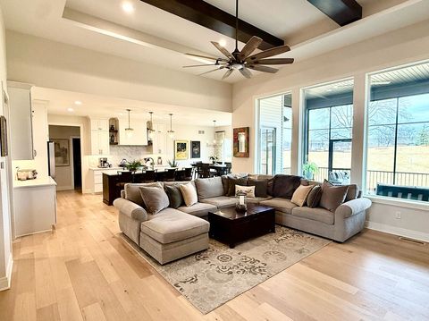 Tiny photo for 5077 Oak Ridge Court, Bettendorf, IA 52722 (MLS # 12593535)