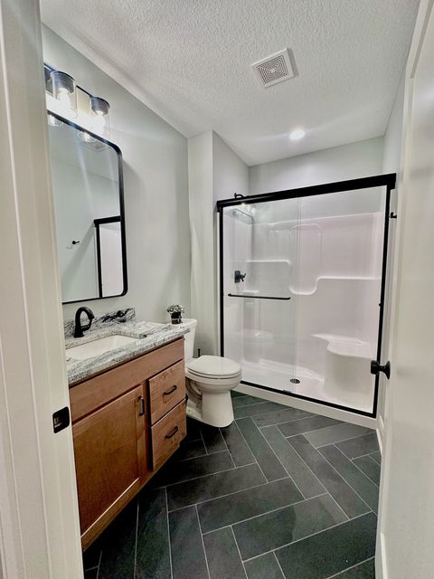 Tiny photo for 5077 Oak Ridge Court, Bettendorf, IA 52722 (MLS # 12593535)