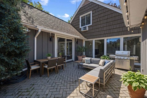 Tiny photo for 2207 Crawford Avenue, Evanston, IL 60201 (MLS # 12790934)