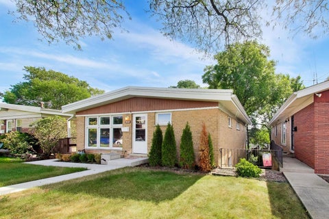 Tiny photo for 9039 Niles Center Road, Skokie, IL 60076 (MLS # 12789012)