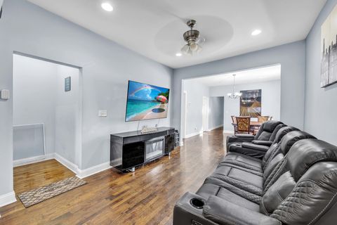 Tiny photo for 7627 S Prairie Avenue, Chicago, IL 60619 (MLS # 12506017)