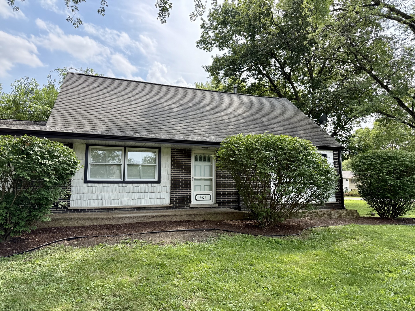 29W601 Prairie Avenue