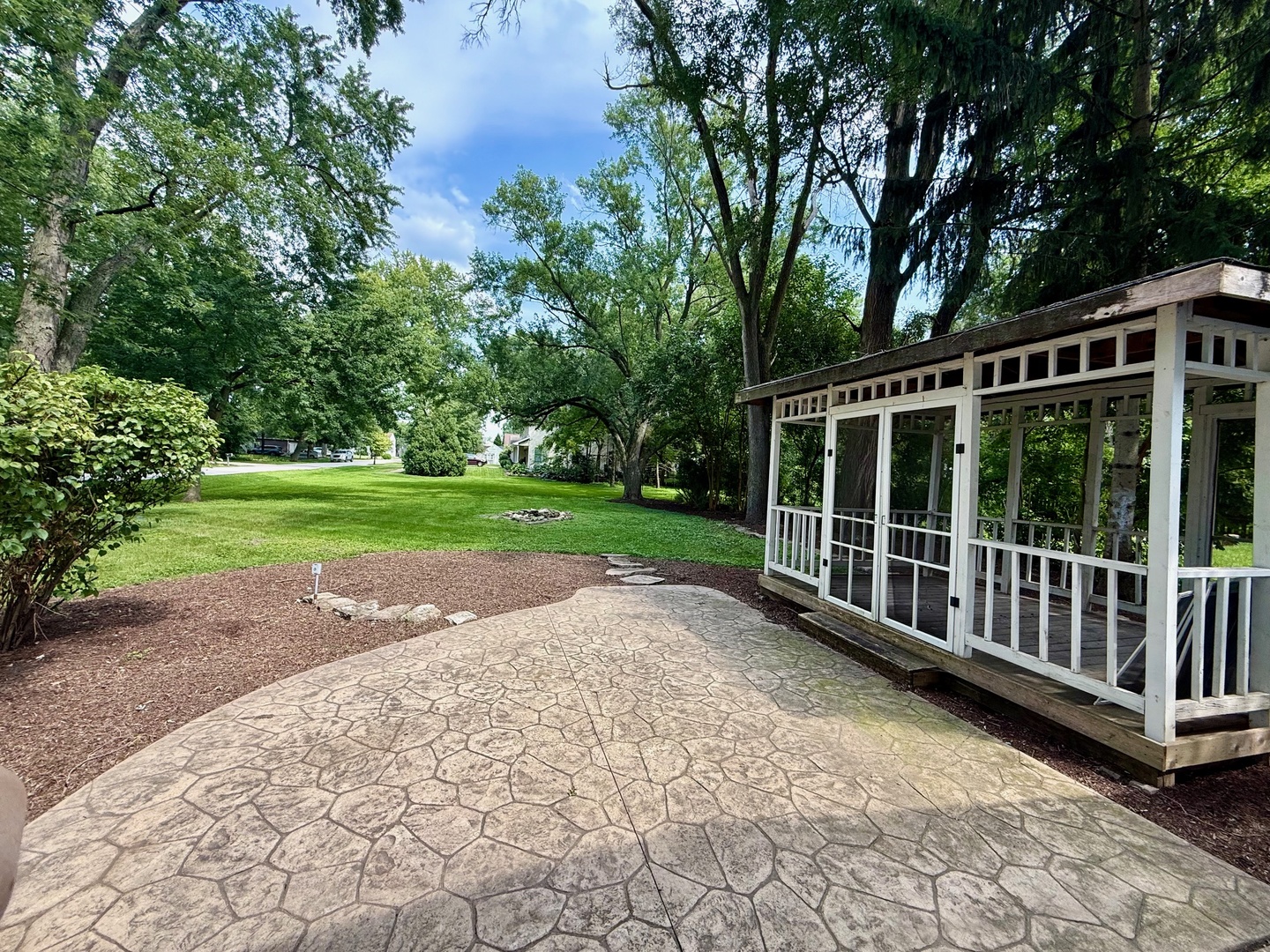 29W601 Prairie Avenue