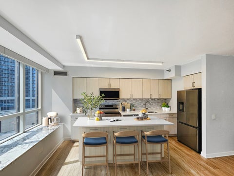 Tiny photo for 512 N McCLURG Court #807, Chicago, IL 60611 (MLS # 12786030)