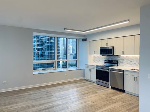 Tiny photo for 512 N McCLURG Court #807, Chicago, IL 60611 (MLS # 12786030)