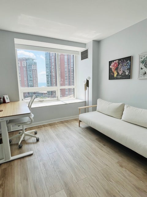 Tiny photo for 512 N McCLURG Court #807, Chicago, IL 60611 (MLS # 12786030)