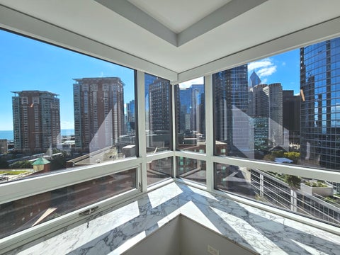 Tiny photo for 512 N McCLURG Court #807, Chicago, IL 60611 (MLS # 12786030)