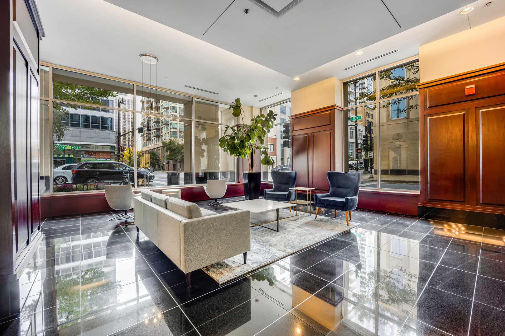 1250 S Michigan Avenue 2705