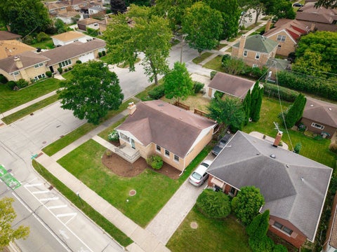 Tiny photo for 4333 W MAIN Street, Skokie, IL 60076 (MLS # 12771491)