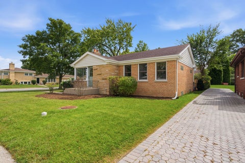 Tiny photo for 4333 W MAIN Street, Skokie, IL 60076 (MLS # 12771491)