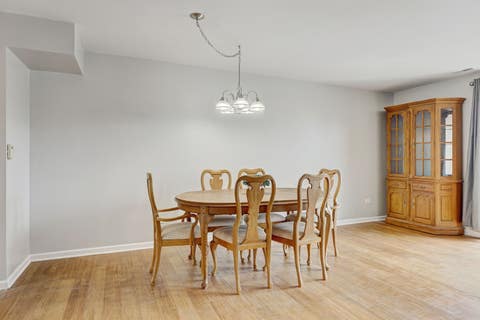 Tiny photo for 1717 W CRYSTAL Lane #512, Mount Prospect, IL 60056 (MLS # 12726860)