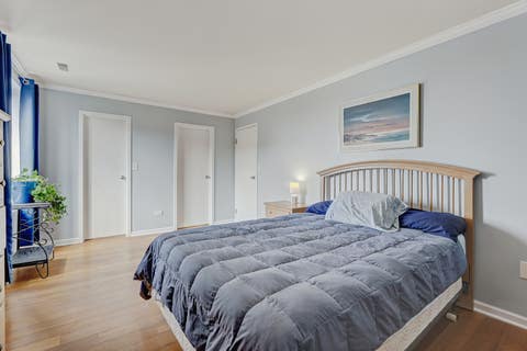 Tiny photo for 1717 W CRYSTAL Lane #512, Mount Prospect, IL 60056 (MLS # 12726860)