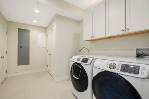 Tiny photo for 2119 N Kenmore Avenue, Chicago, IL 60614 (MLS # 12631580)