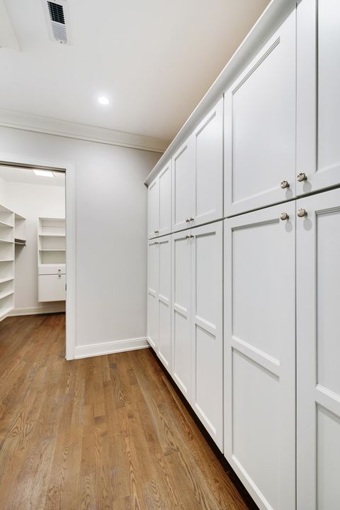 Tiny photo for 2119 N Kenmore Avenue, Chicago, IL 60614 (MLS # 12631580)