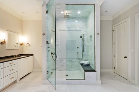 Tiny photo for 2119 N Kenmore Avenue, Chicago, IL 60614 (MLS # 12631580)
