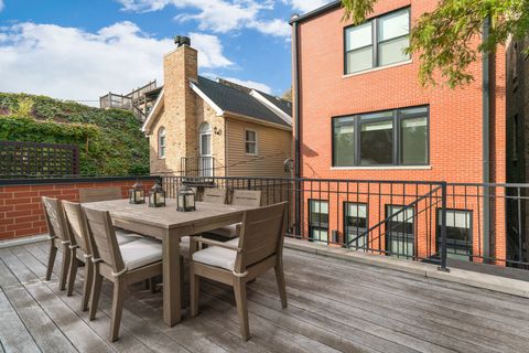 Tiny photo for 2119 N Kenmore Avenue, Chicago, IL 60614 (MLS # 12631580)