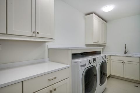 Tiny photo for 2119 N Kenmore Avenue, Chicago, IL 60614 (MLS # 12631580)
