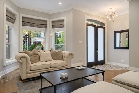 Tiny photo for 2119 N Kenmore Avenue, Chicago, IL 60614 (MLS # 12631580)